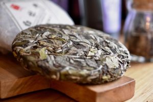 Aged White Tea Cake 100g - Image 3